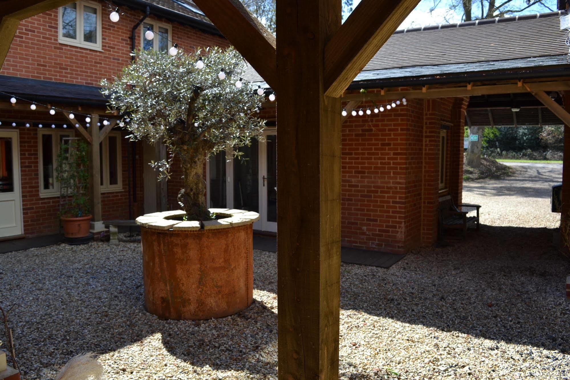 The Kingsley At Eversley Exterior foto